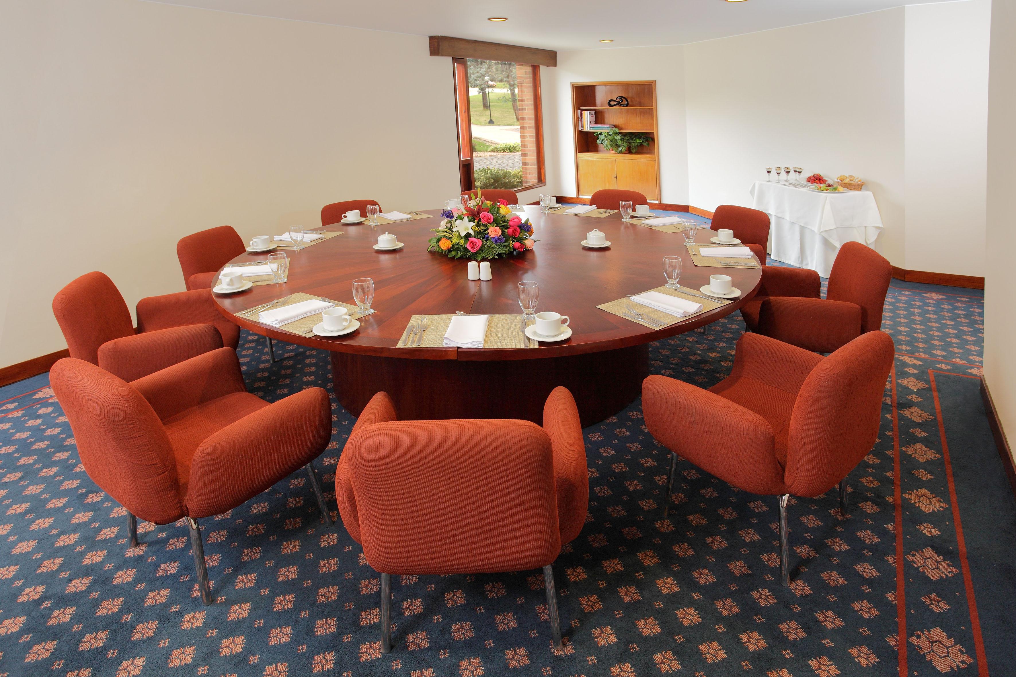Estelar Paipa Hotel Spa & Y Centro De Convenciones 외부 사진 The boardroom at the Royal Society