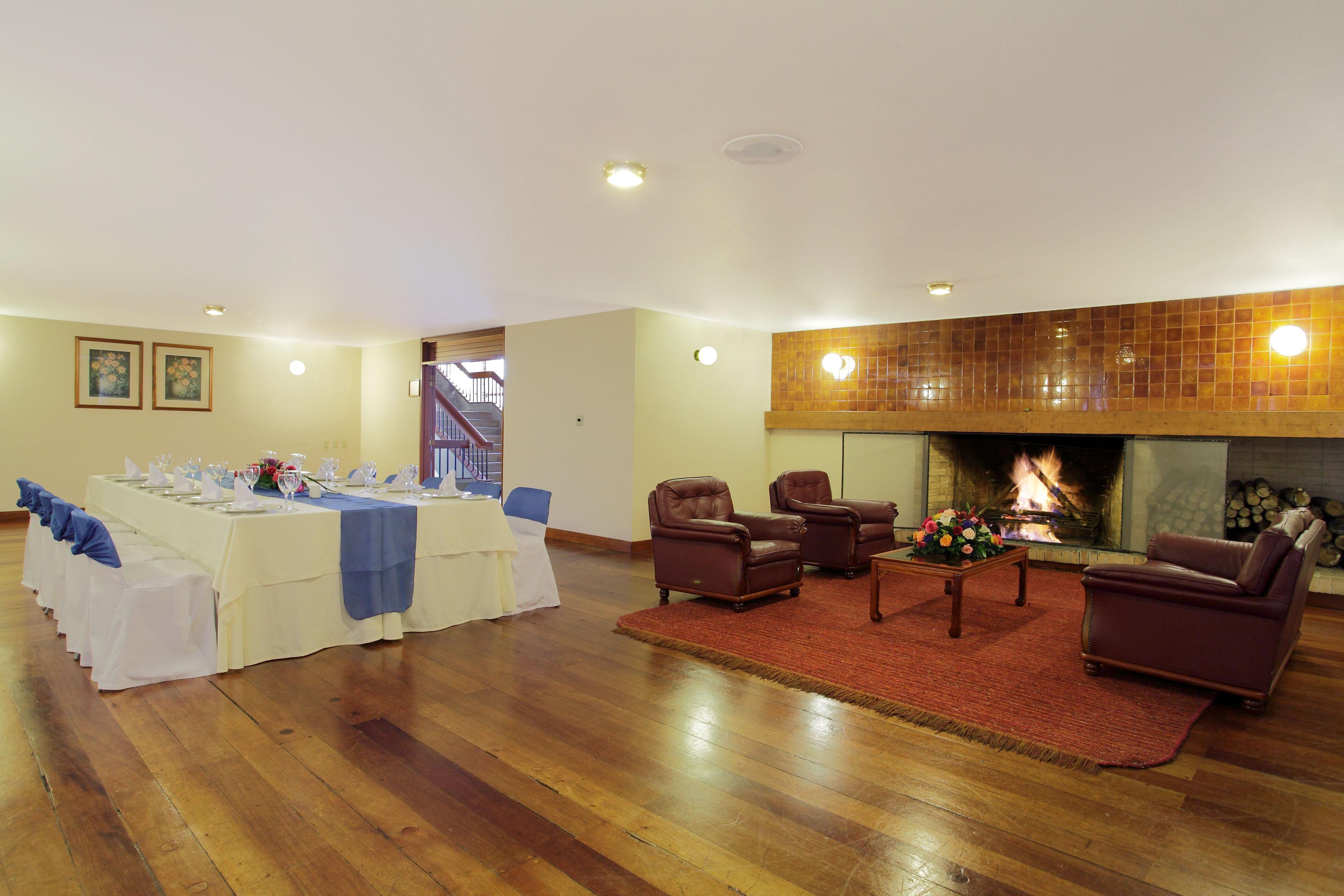 Estelar Paipa Hotel Spa & Y Centro De Convenciones 외부 사진 The interior of the hotel