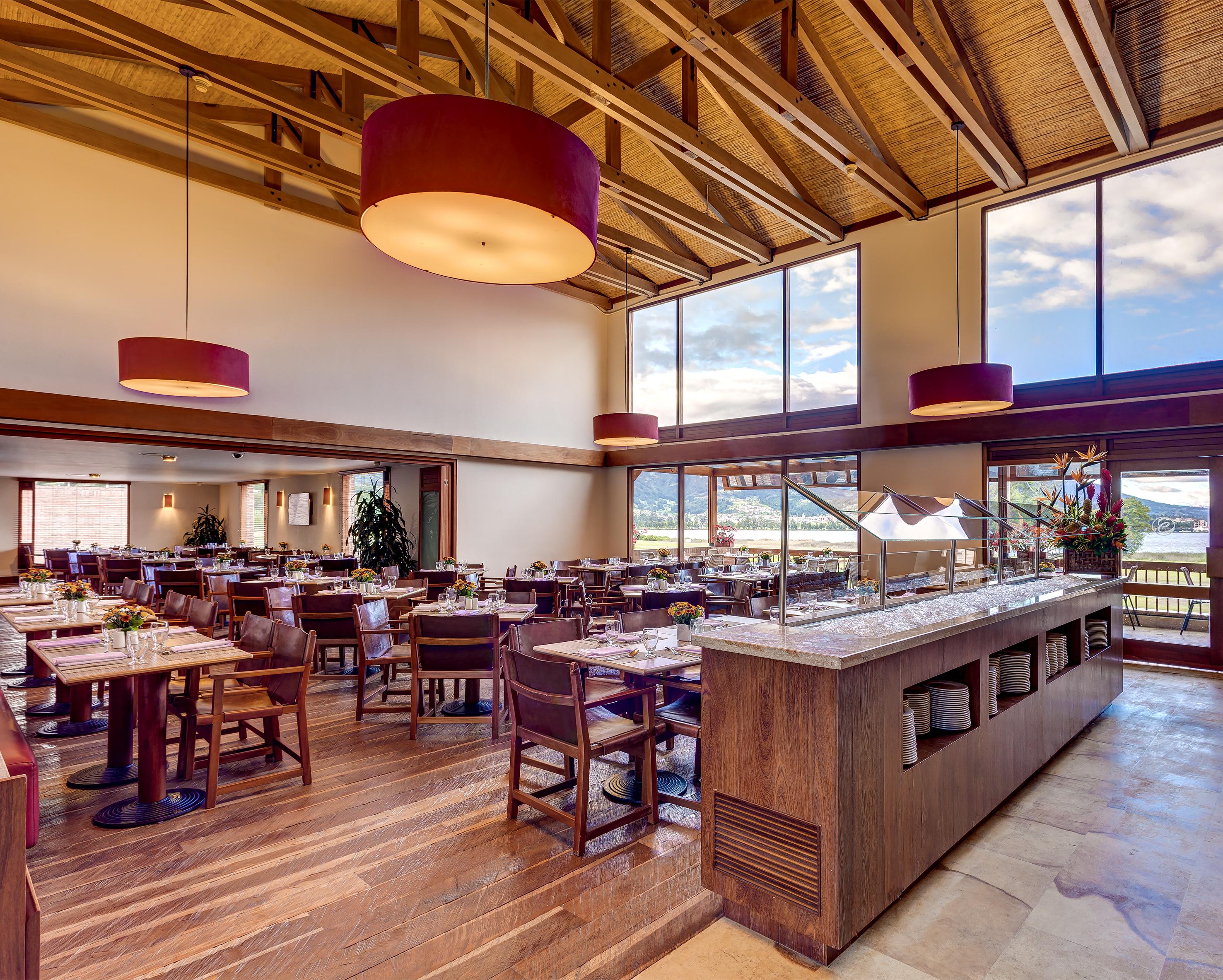 Estelar Paipa Hotel Spa & Y Centro De Convenciones 레스토랑 사진 The interior of the restaurant